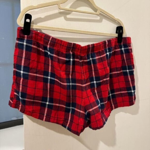 Women's Perfectly Cozy Flannel Plaid Pajama Shorts - Stars Above Red/Blu… - Picture 4 of 5
